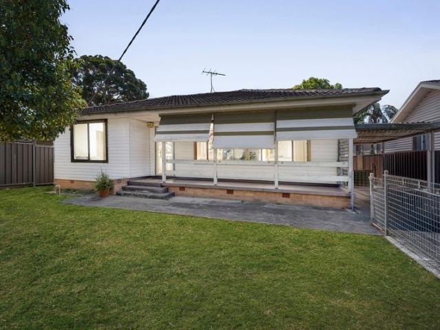 PRIME 670.3SQM BLOCK WITH GRANNY FLAT POTENTIAL