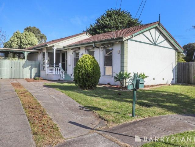 Prime 843sqm Opportunity in Quiet Court with Lifestyle Convenience