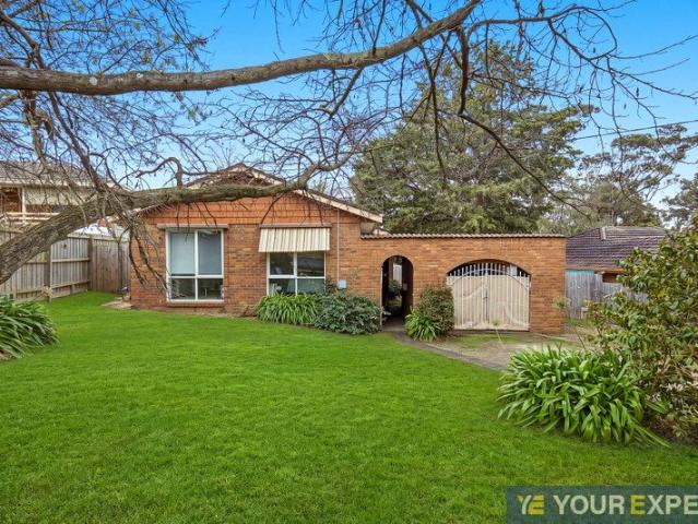 Prime 864sqm Approx. Development Opportunity Premium Berwick Address with Endless Potential STCA !