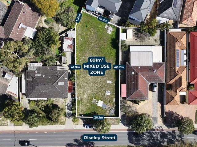 Prime 891sqm Development Opportunity in the Heart of Ardross