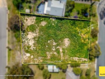 Prime 1,516m² Allotment with Development Potential
