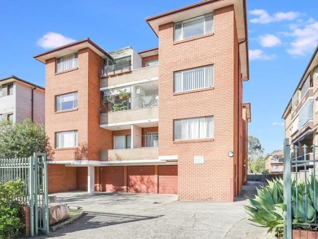 Prime 2 Bedroom Investment Opportunity!