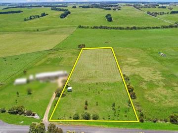 Prime 2.5 Acre Lifestyle Block