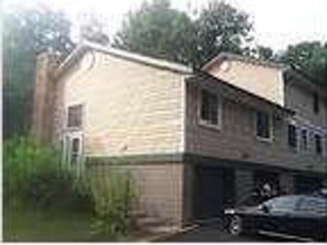 Prime 2bd/1.5ba Townhouse in Plymouth