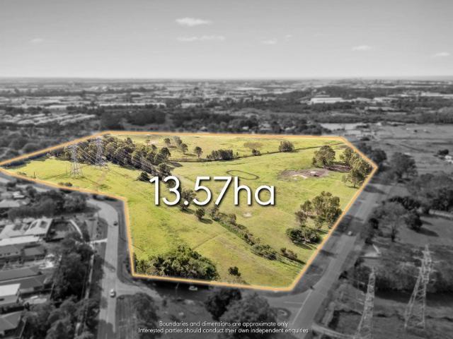 Prime 33 Acre in Historic Hemmant