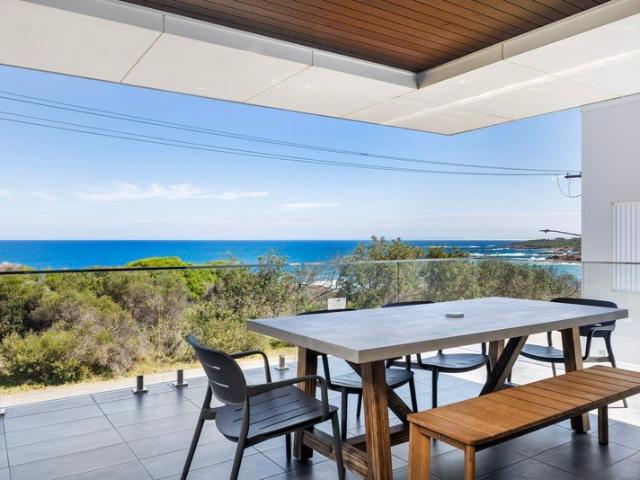 Prime Waterfront Living in Prestigious Boat Harbour