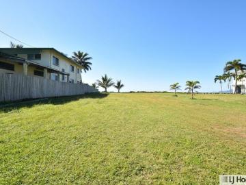 Prime Waterfront Position â Ready to Build