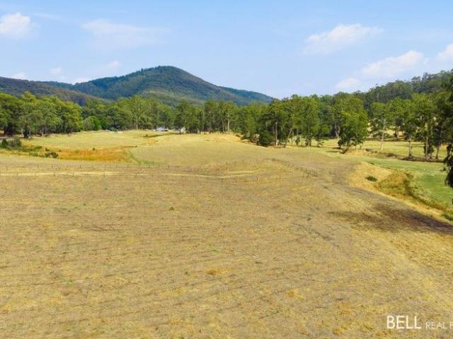 Prime Yarra Valley Acreage on a Grand Scale