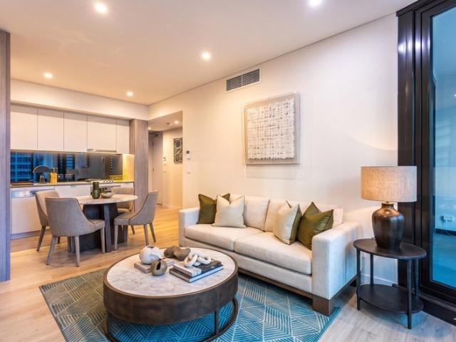 Prime York Street Residence | Spacious 2 Bed, 2 Bath Apartment in Sydney CBD