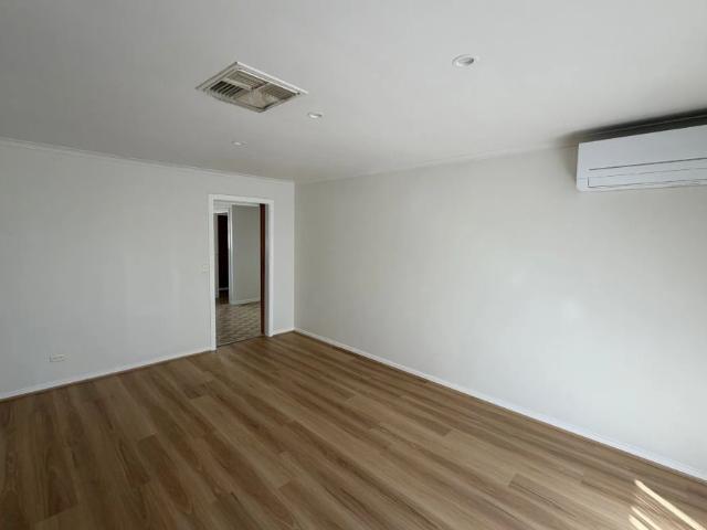 Prime Altona Location – Walk to the Beach & Pier Street