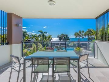 Prime Apartment, View And Location, Doesn't Get Much Better!