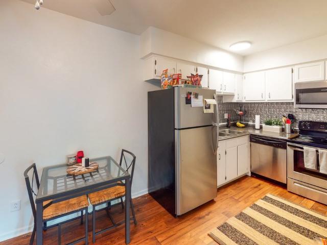 Prime Apartments at Uptown II 1 Bedroom Apartment for Rent at 117 Maple Ave Apt E, Centerville, OH 45459