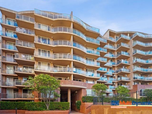 Prime Auburn Living Ground Level 1 bedroom Apartment