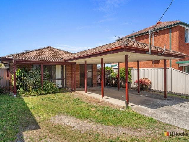Prime Bayside Location with Amazing Potential