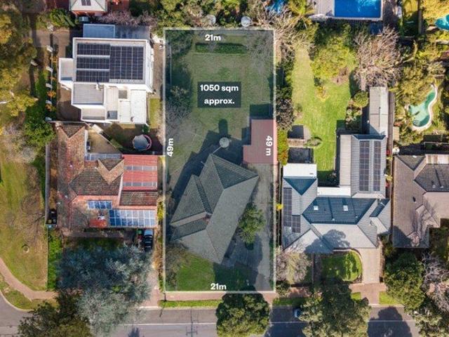 Prime Beaumont landholding development, renovation & investment opportunity