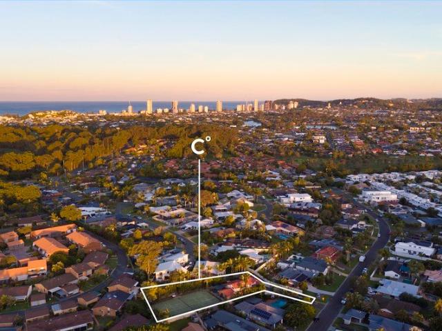 Prime Burleigh Waters Property Huge 1,562m² Block with Tennis Court & Future Development Potential Only 2.7km to Beach
