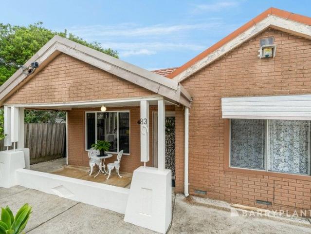 Prime CBD Position with Space to Spare