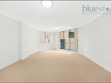 PRIME CITY CENTRE LOCATION IMPRESSIVE 1BEDDER IN THE NEWHAVEN BUILDING