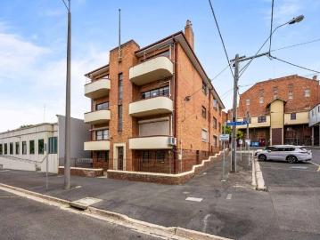 Ballarat Central, Invermay, City of Ballarat, Victoria