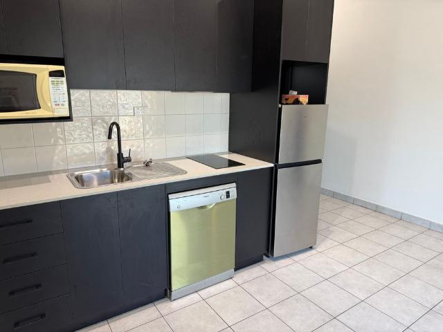 Prime City Living Stylish 1 Bedroom Unit