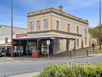 Daylesford, Victoria - Fireplace