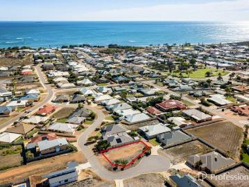 Drummond Cove, Greenough County, Peak Island, Western Australia