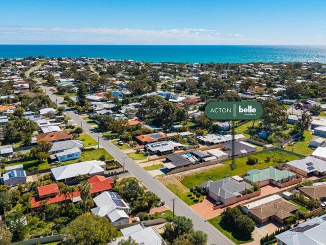 Prime coastal development opportunity on 1,587m²