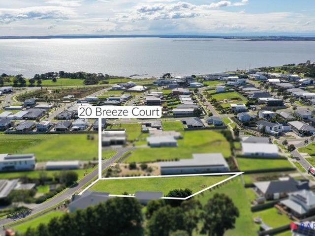 Prime Coastal Land with Bay Views