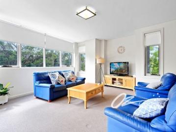 Prime Coastal Living in Huskisson