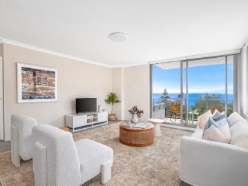 3 Bedroom Coastal Residence with Ocean Views