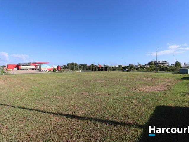 PRIME CORNER COMMERCIAL LAND HIGH EXPOSURE IN BUNDABERG'S GROWTH CORRIDOR