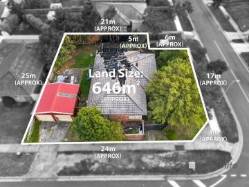 Prime Corner Allotment Endless Potential on 646m²