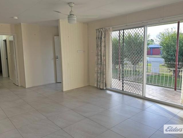Prime Corner Position – Walk to Warwick CBD