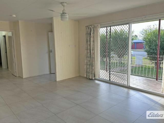 Prime Corner Position – Walk to Warwick CBD