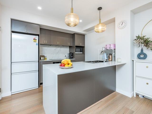 Prime Corner. Premier Resort Style. Pure Dianella