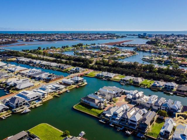 Prime Corner Waterfront Living in Island Estate! Build your dream today!