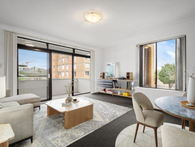 Prime Cronulla Address with Space, Light and Potential