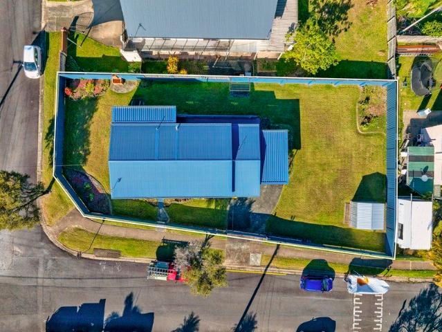 Prime development opportunity awaits in the heart of Arundel!