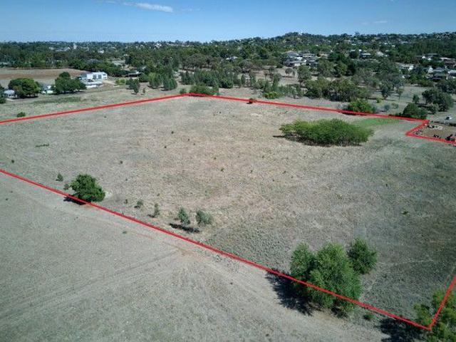 Prime Development Opportunity East Parkes