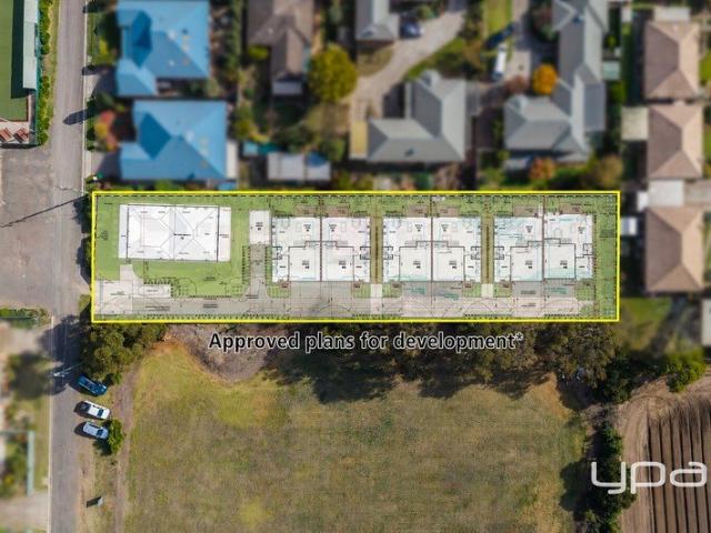 PRIME DEVELOPMENT OPPORTUNITY IN THE HEART OF BACCHUS MARSH!