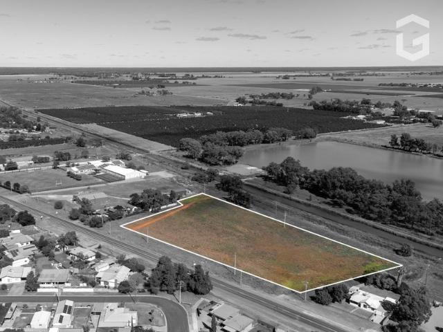 Prime Development Opportunity in a Sought After Leeton Pocket