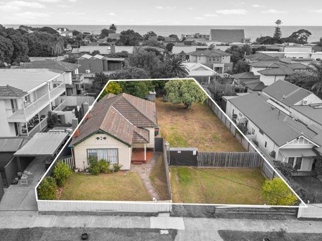 Prime Development Opportunity in Blue Chip Frankston Location
