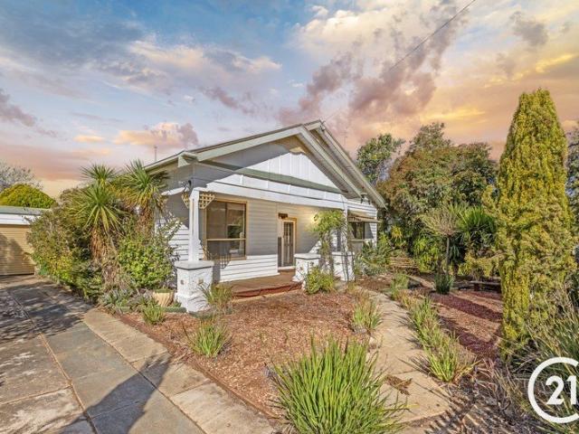 Prime Development Opportunity in Coveted East Echuca Location