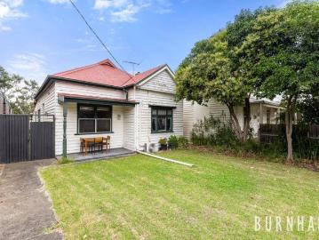 Dual Street Frontages Develop STCA