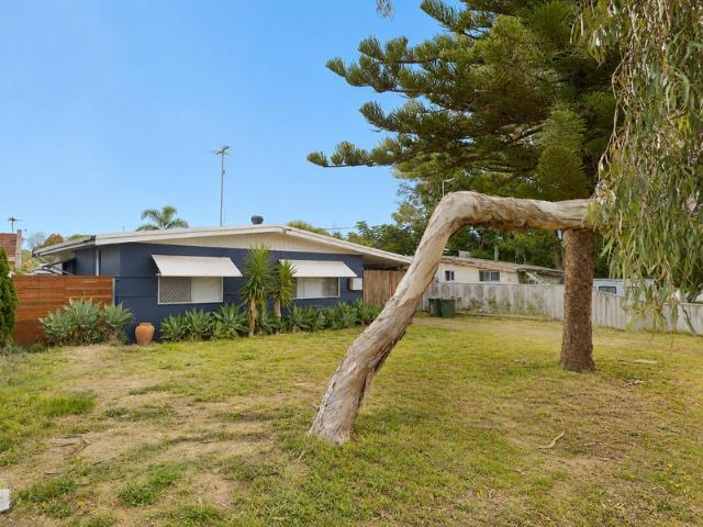 Prime Development Opportunity on a Huge 817m² Block!