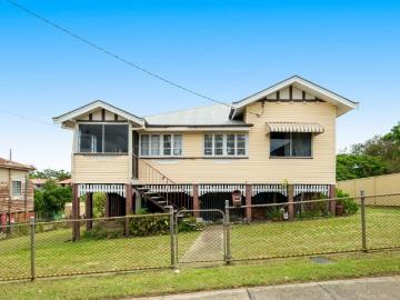 Prime development opportunity Rare 844sqm with 21.5m frontage in BSSSC Catchment