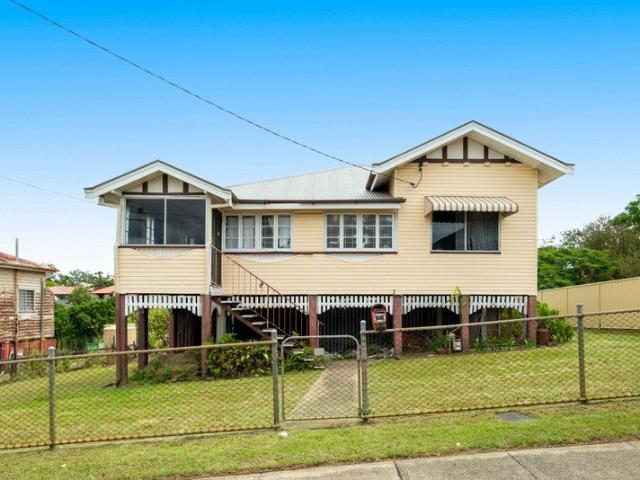Prime development opportunity Rare 844sqm with 21.5m frontage in BSSSC Catchment