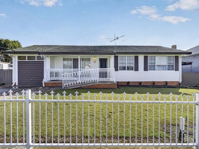 Prime Development Site in Centre of Town!