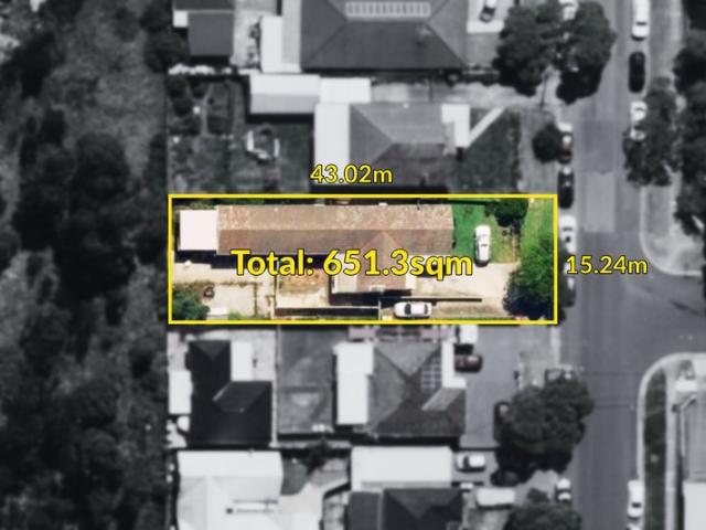 Prime Duplex Site with Immediate Income & Outstanding Future Potential