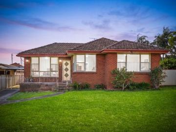 Prime Family Opportunity with Endless Potential in Greystanes OPEN TO VIEW SATURDAY 27TH JUNE 10AM 10.30AM